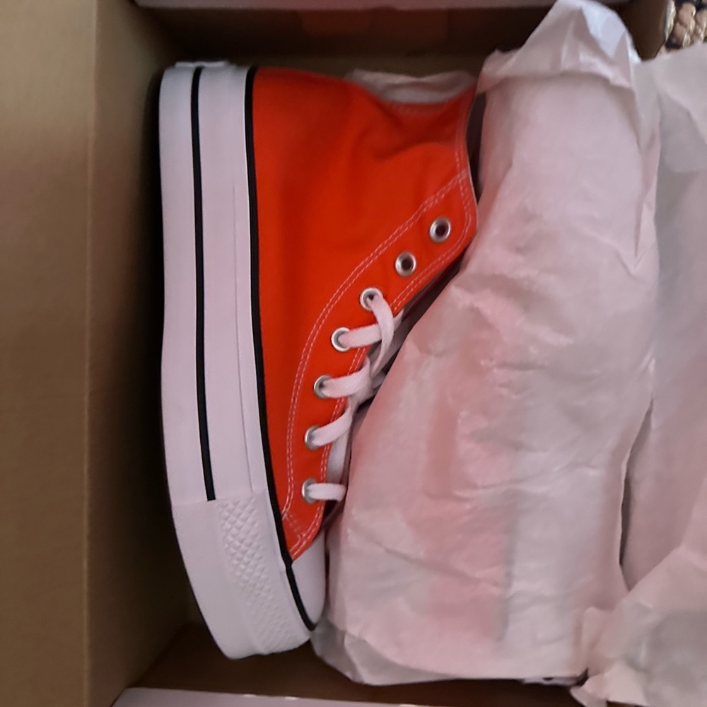 Platform Converse